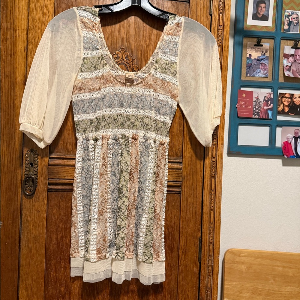 Only Hearts Multicolor Lace Blouse with Cream Sleeves